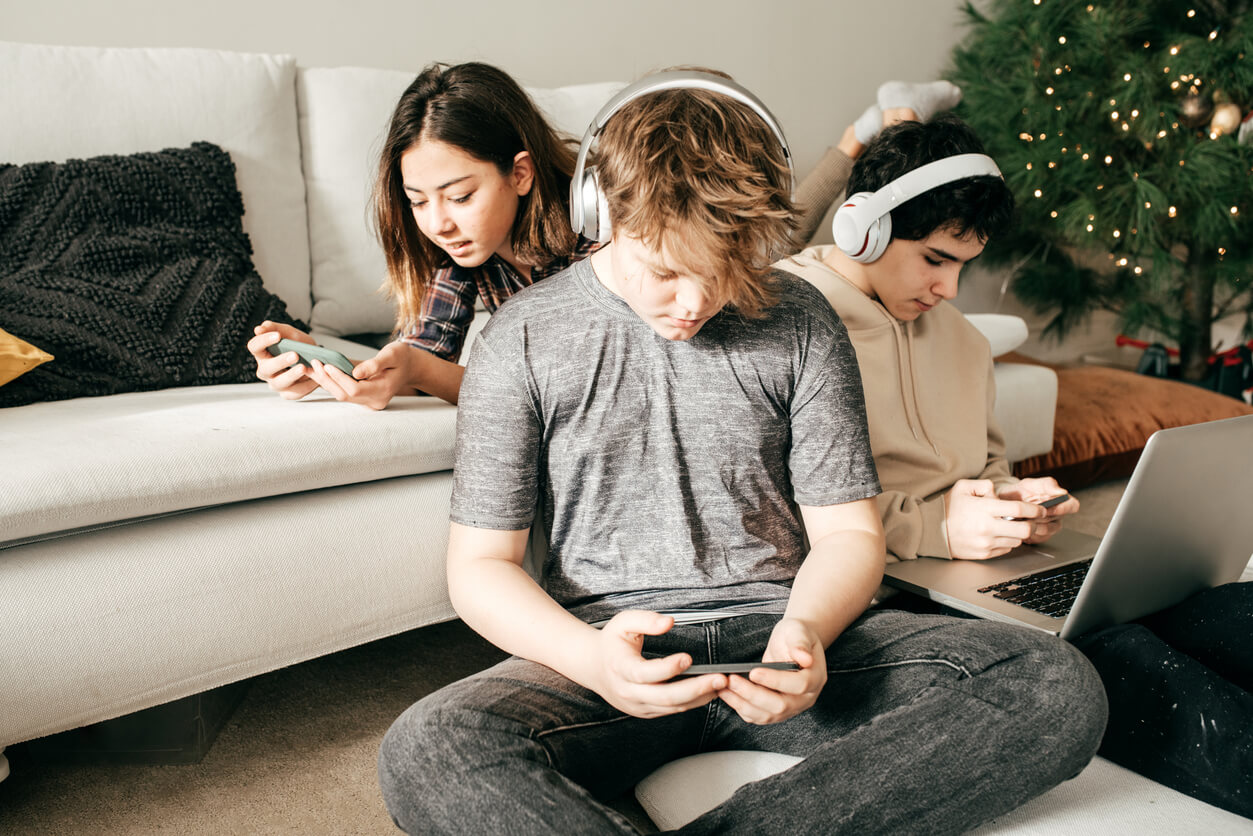 Straight talk about kids’ posture image